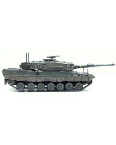 Leopard 2A4 Main Battle Tank with Snorkel "Green Camouflage" German Army "Armor Premium" Series 1/72 Diecast Model by Panzerkampf