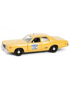 1975 Plymouth Fury Taxi "Crescent Cab Co." Yellow "Poltergeist" (1982) Movie "Hollywood" Series 20 1/24 Diecast Model Car by Greenlight